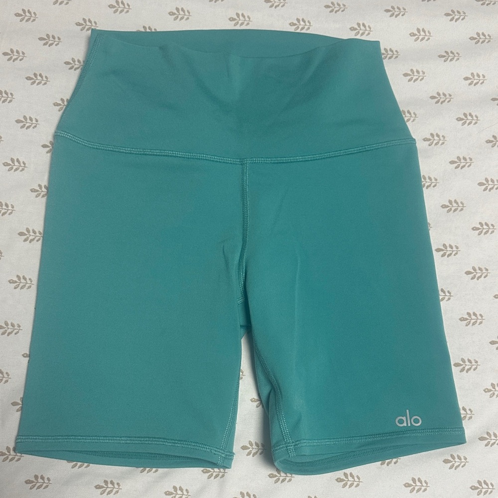 ALO Yoga Women's Aqua Bike Shorts